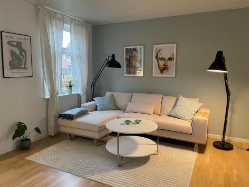 Rodbyhavn Villa | Flot byhus 2 min fra Lalandia og Femern