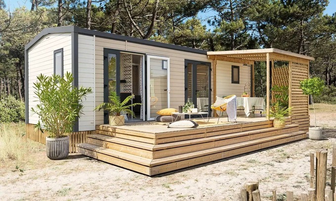 Cordelle House | Flower Camping de Mars * - Mobile home Loire view 33m2 Premium/2 bedrooms + TV + LV + Clim + Terrace covered 4 people