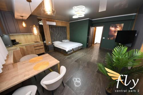 Galati Apartment | Fly Central Park 2