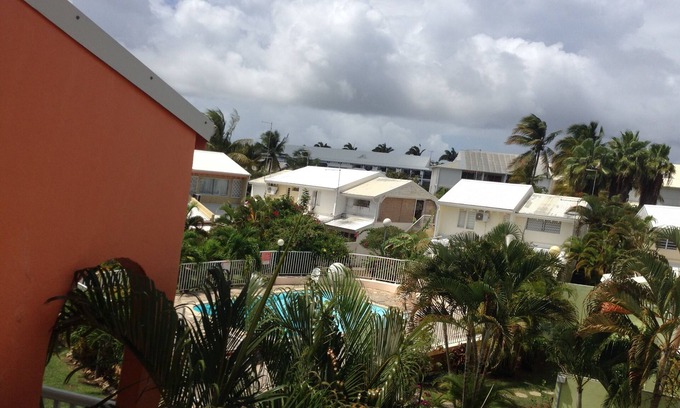 Baie-Mahault Apartment | For rent fully equipped studio at the marines (97118 saint-François) Guadeloupe