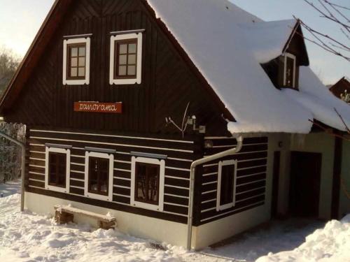 Stupna House | Forest-Edge Chalet in Bohemia