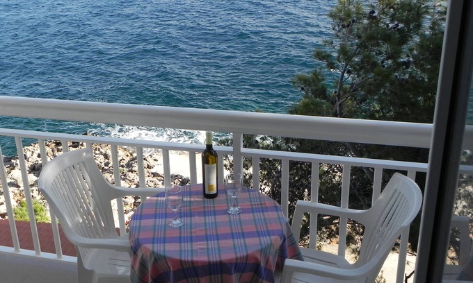 Sveta Nedjelja Apartment | Four-bedroom apartment near beach Sveta Nedilja, Hvar (A-11433-a)