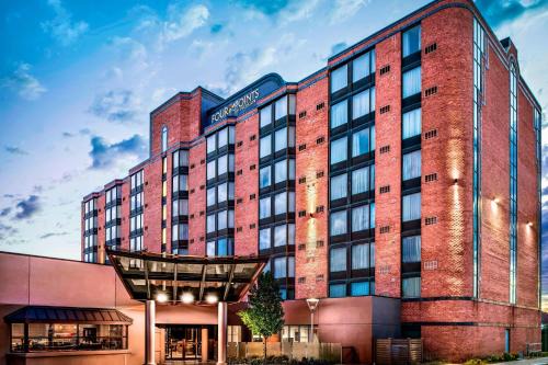 Mississauga Hotel | Four Points by Sheraton Mississauga Meadowvale