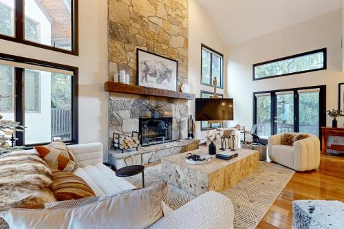 Stratton Mountain House | Fox Chapel 26