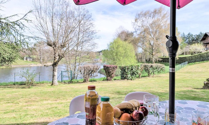 Camps-Saint-Mathurin-Leobazel House | Beautiful private villa for 5 guests with TV, terrace and pets allowed