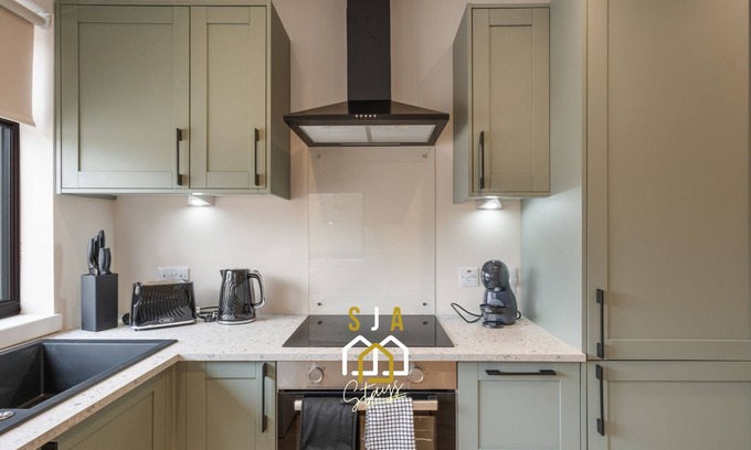Sandhaven Apartment | Fraserburgh Residence - SJA Stays - Modern 3 Bed
