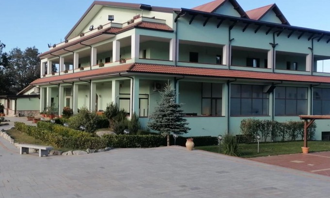 Brognaturo House | FRATAS AGRITURISMO BELVEDERE