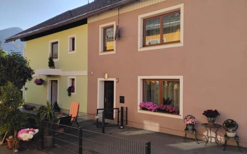 Dellach Apartment | Freddys Gästehaus mit 3 Schlafzimmer