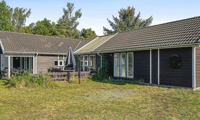 Oster Somarken House | "Fredrike" - 500m from the sea by Interhome