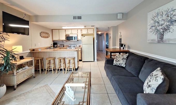 Daytona Beach Shores Condo | FREE DAILY ACTIVITIES-Simply Bch Living-Prvt Balcony-Ocean/Intracoastal Views-Designated Work Space!