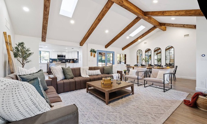 Mesa House | Free Heated Pool ~ Hot Tub ~ Basement Game Room ~ Large Backyard
