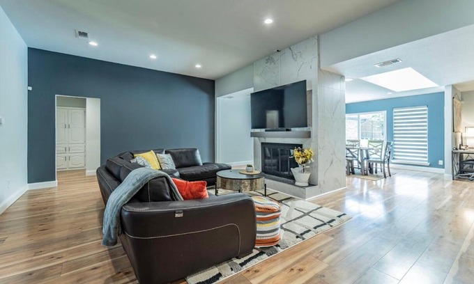 Lincoln Apartment | Freedom Apartments