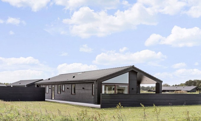 Bratten Strand House | "Frithbjorn" - 900m from the sea by Interhome
