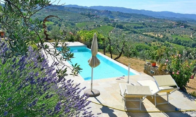 Montevarchi Villa | From this area you can easily reach Florence, Arezzo, Siena, Chianti