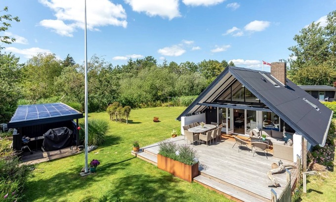 Kegnæshøj House | "Frodde" - 200m from the sea by Interhome