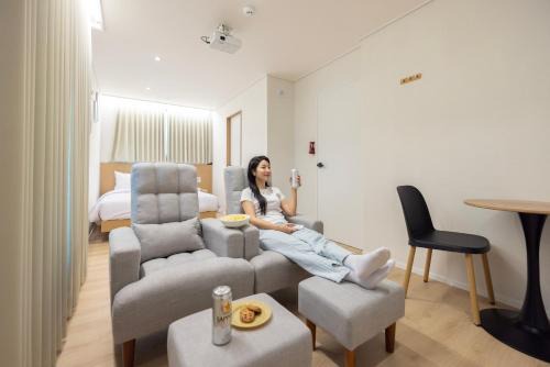 Hwagok-dong Hotel | From H US Hotel with Aank Seoul Gangseo Hwagok