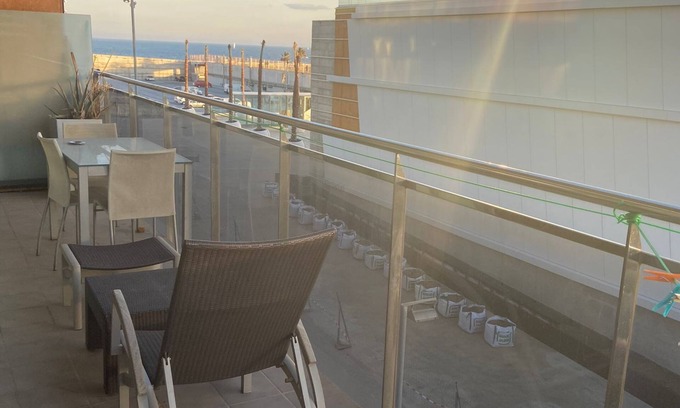 Badalona Apartment | Front line beach in front of the port