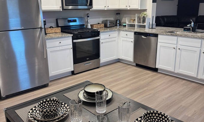 Southeast Houston House | Full House - Close to HOU, NRG & Med Center!