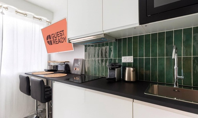 Chartrons Apartment | Fully-equipped studio - great internet