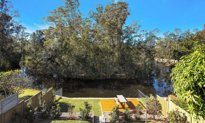 Umina Beach House | Fully renovated coastal retreat- beach escape