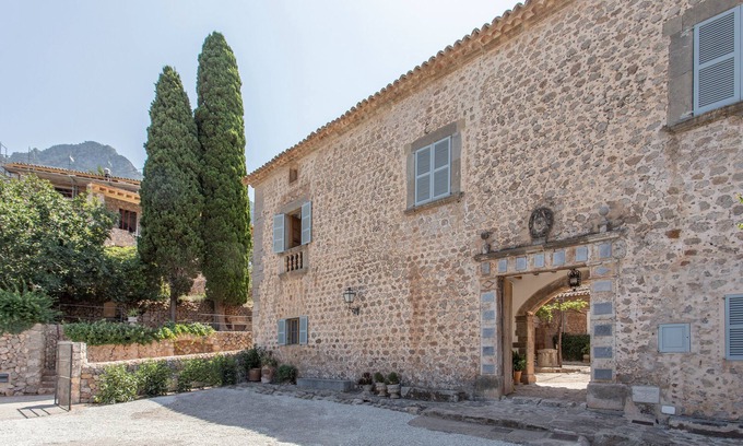 Deia House | Fully renovated manor house in the heart of Deia