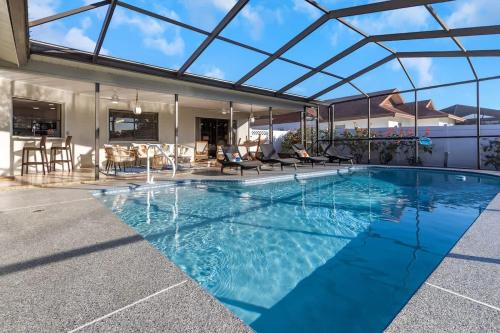 Largo House | Fun & family-friendly modern beach home with pool