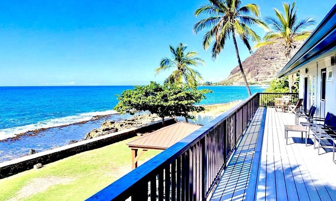 Makaha House | Furnished Oceanfront Home, 30 Day Rental, Inquire for Specific Dates