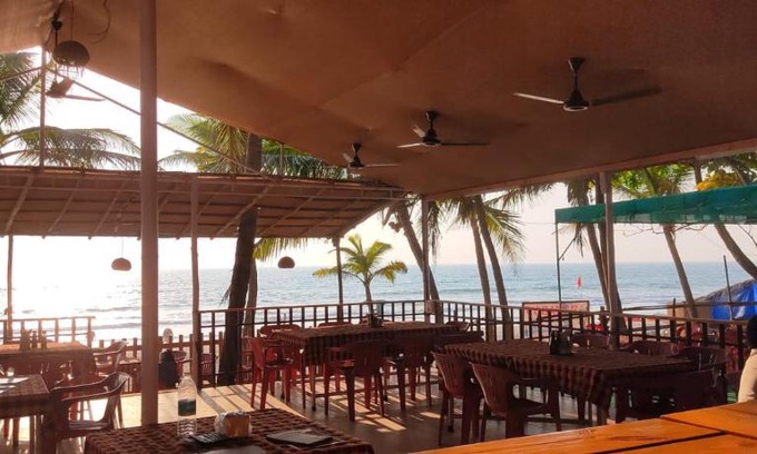 Sernabatim Hotel | Furtado's Beach Front Family Restaurant, Rooms wedding venue and Party Place