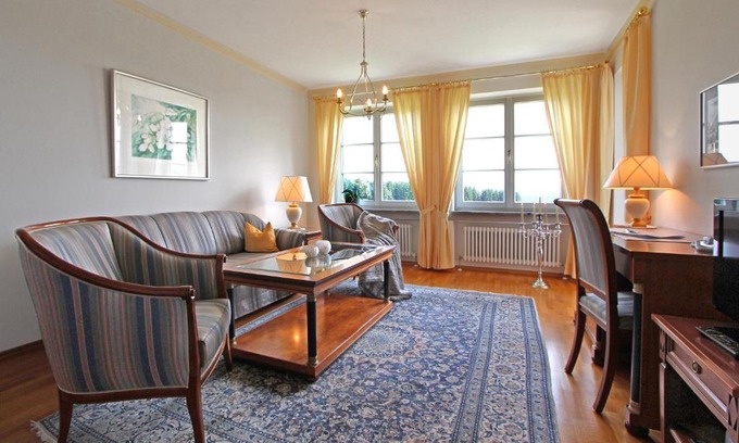 Unterallgau Apartment | Gästehaus Schloss Kronburg