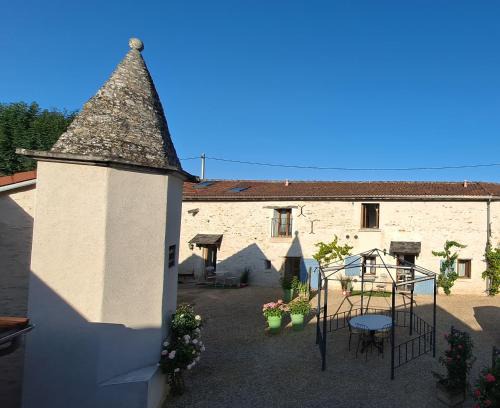 Chaveignes House | Gîte Angulus Ridet - Wisteria