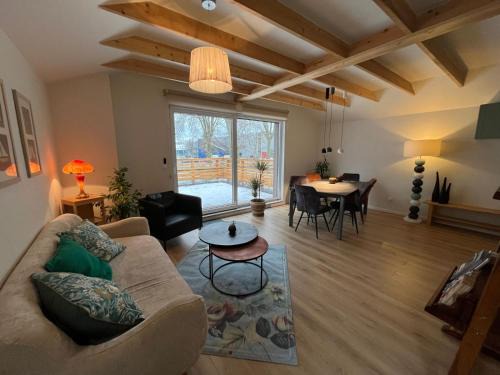 Illkirch-Graffenstaden Apartment | Gîte-appart com' "des cîmes et jardin"