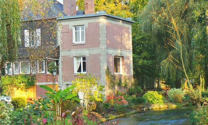 Colleville Cottage | Gîte au fil de l'eau 12 14 personnes