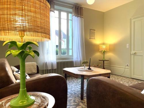 La Ferte-Hauterive House | Gîte Authentique à La Ferté-Hauterive avec Confort Inclus - FR-1-489-549