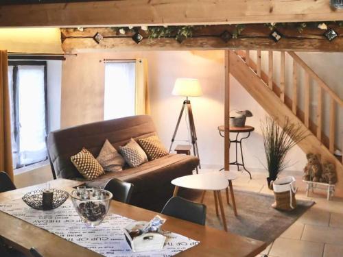 Flines-les-Mortagne Apartment | Gîte charmant avec climatisation, parking et terrasse privée près de Saint-Amand-les-Eaux - FR-1-510-147