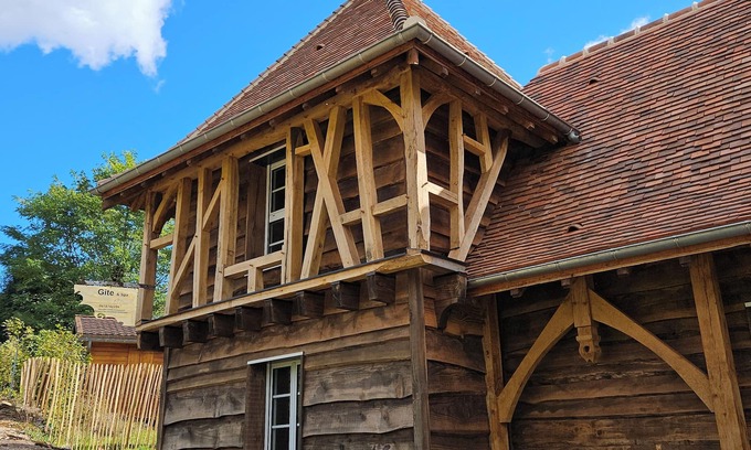 La Bussiere-sur-Ouche Cottage | Gîte du Clos Voucheot, large spa, Vallée de l'Ouche
