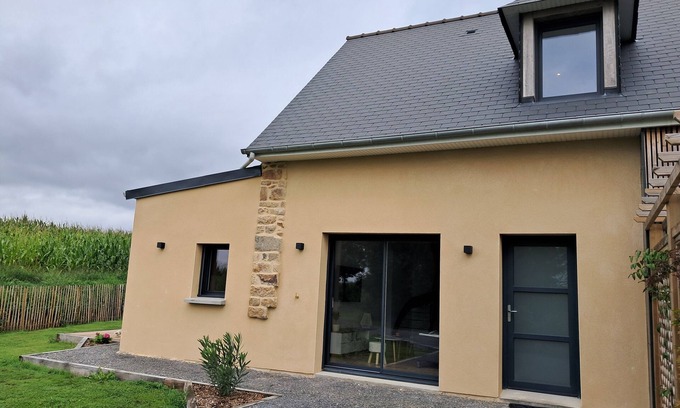 Saint-Quentin-sur-le-Homme Cottage | Gîte 20 min from Mont-Michel