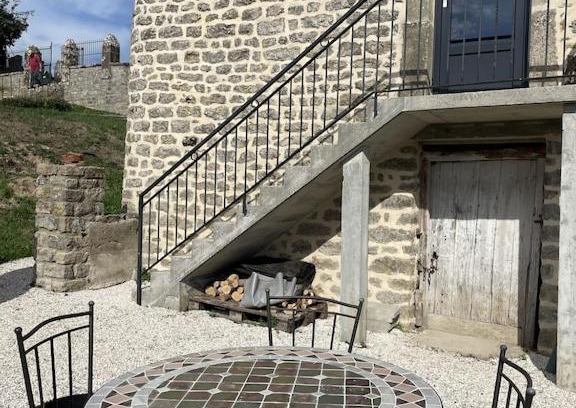 Montigny-sur-Armancon House | Gîte le Ch'armançon
