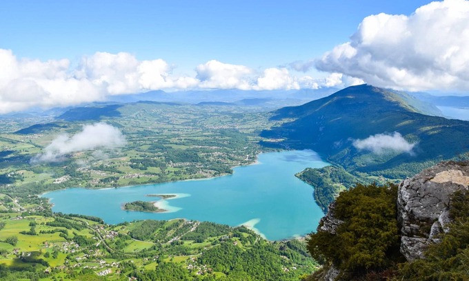 Attignat-Oncin Cottage | Gîte Nature et Espace Bien-être au Milieux des Champs