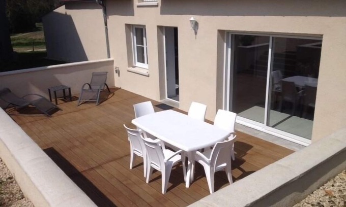 Saint-Romain-sur-Cher Cottage | gîte near Saint Aignan sur Cher, Beauval Zoo and Loire castles