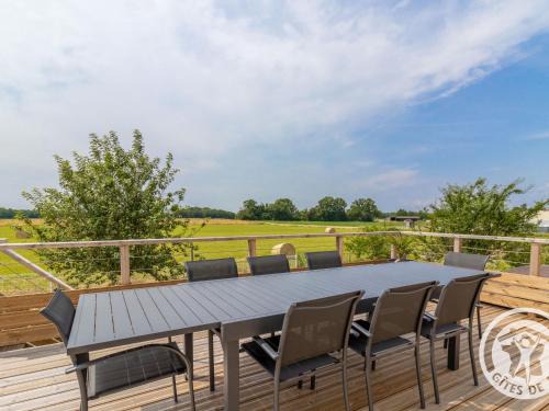 Meon House | Gîte rénové 2023 avec terrasse, proche Zoo de La Flèche, idéal motards, 6 pers, wifi, parking sécurisé - FR-1-622-60