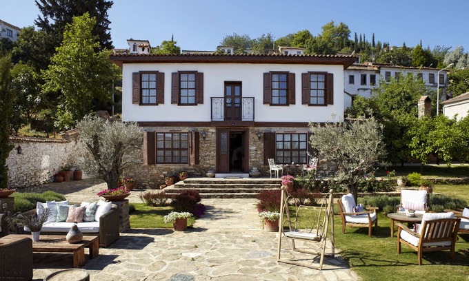 Sirince Hotel | Güllü Konakları