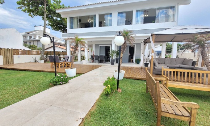 Ingleses do Rio Vermelho House | Gallery house 1