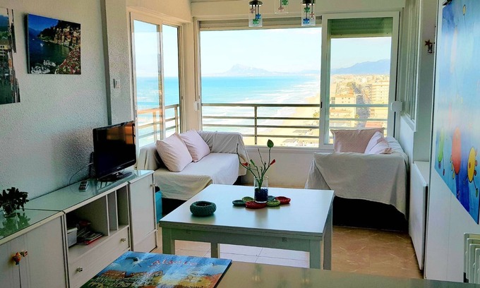Plaza De La Costera Apartment | Gandia, stunning ocean views, beachfront