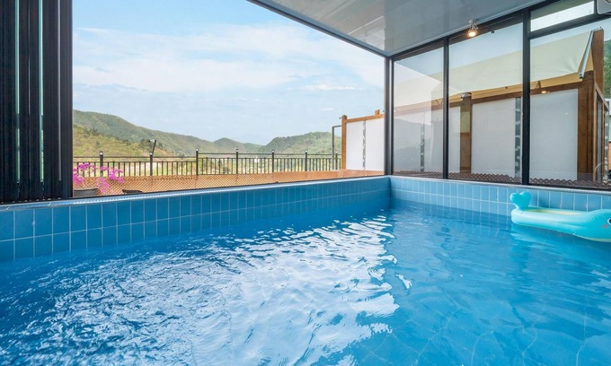 Deokhyeon House | Gapyeong Manwol Aegyeon Pool Glamping