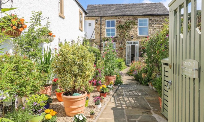 Eyam House | Garden Cottage