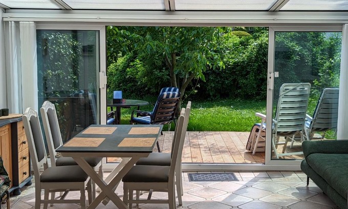 Breitenbrunn House | Garden View Apartment