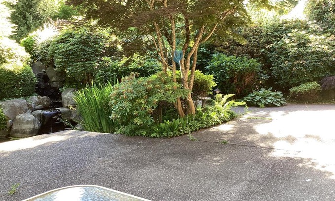 West Vancouver House | Garden view Room D