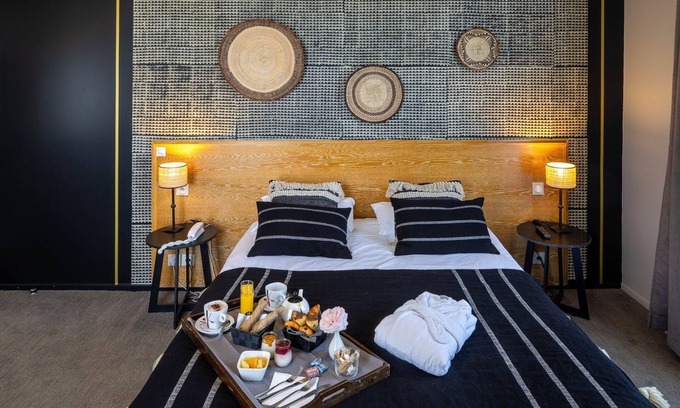 Mignaloux-Beauvoir Hotel | Garrigae Manoir de Beauvoir