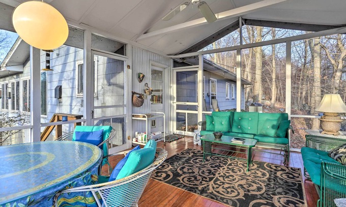 Garrison Cottage | Garrison Home, 11 Mi to Bear Mountain!