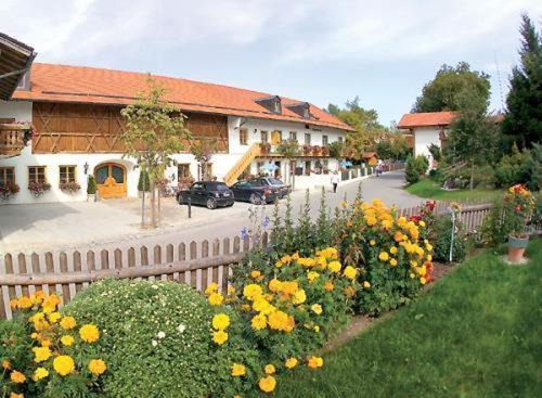 Aufhofen Hotel | Gasthof & Hotel Jägerwirt